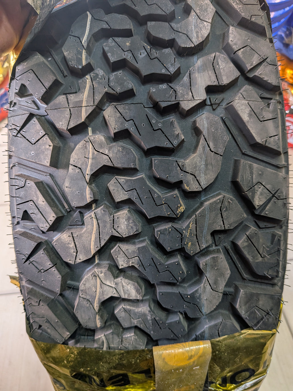 Lenston 265-60R18 Fighter A/T 110T RWL
